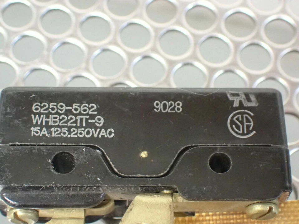 Unimax 6259-562 WHB221T-9 Limit Switches 15A 125, 250VAC New No Box (Lot of 2) - Image 3 of 4