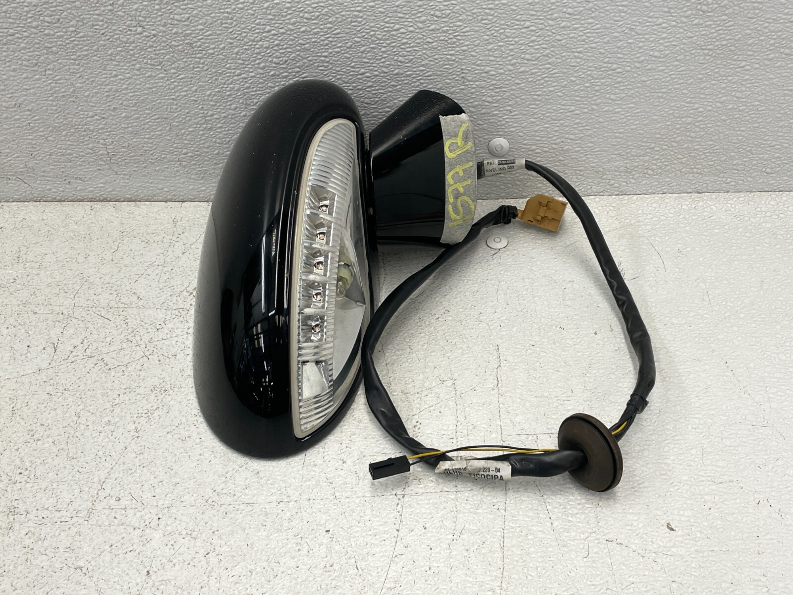 2003-2007 Bentley Continental GT Right Passenger Side View Mirror Black 1577 OEM