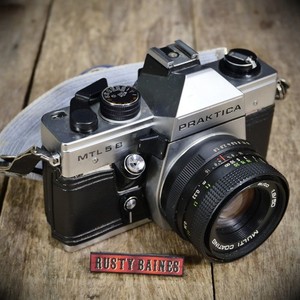 Praktica MTL5 B 35mm SLR Film Camera & Pentacon 50mm F1.8 M42 Lens
