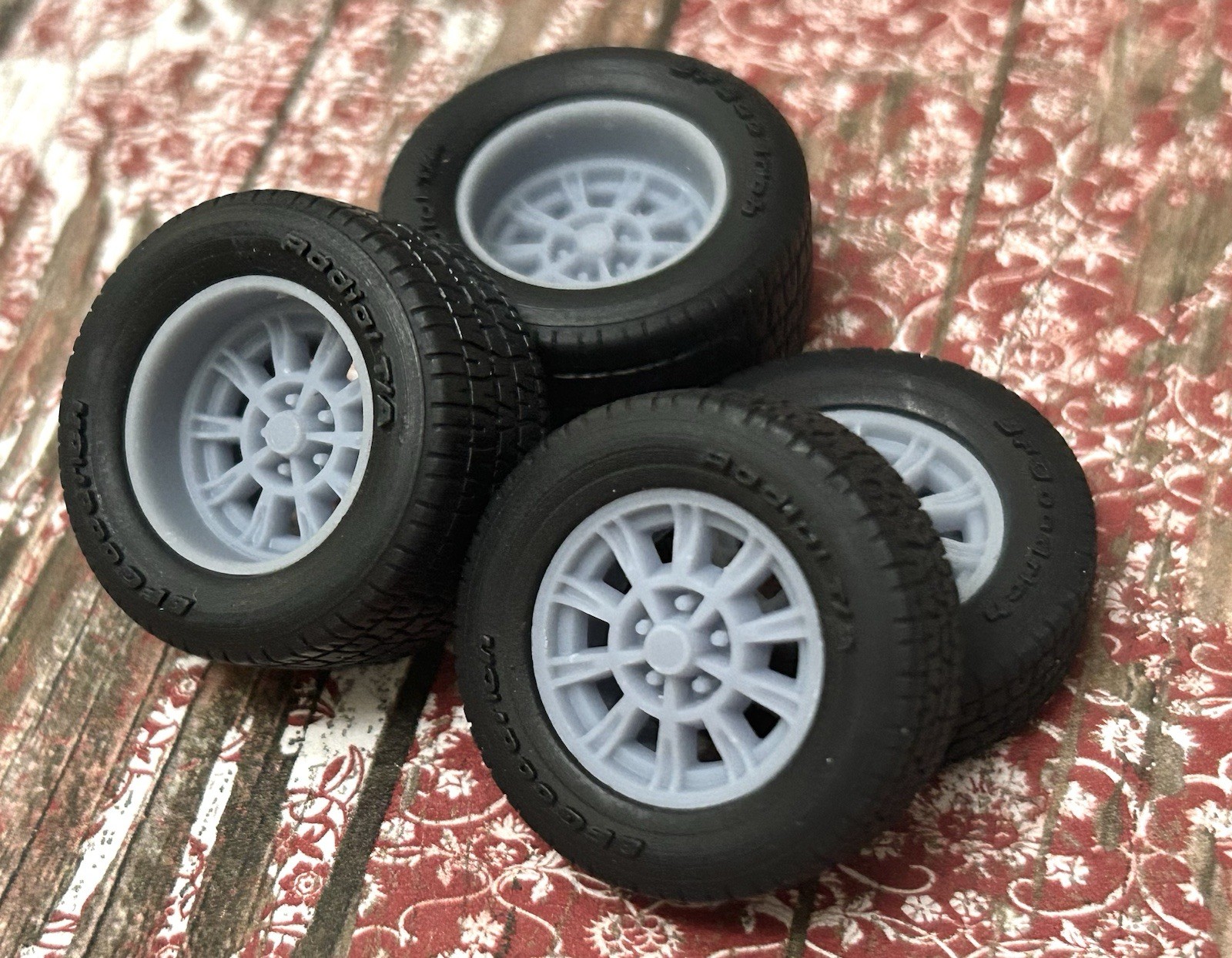 1/24 Scale: 15-inch “1965 Shelby GT350” Resin Wheels W/ Wide Rear Tires