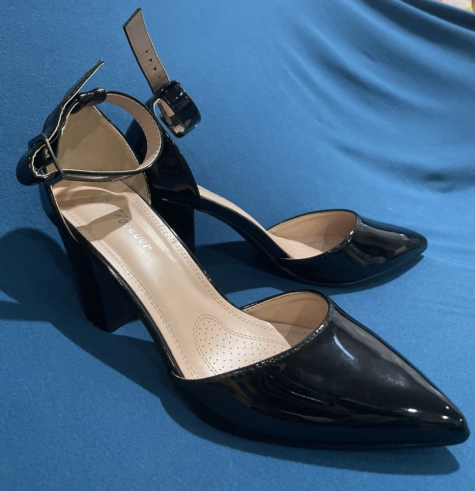 Tacones charol negro para mujer talla US 7,5 (7 1/2) de Forever Foto 3 de 4
