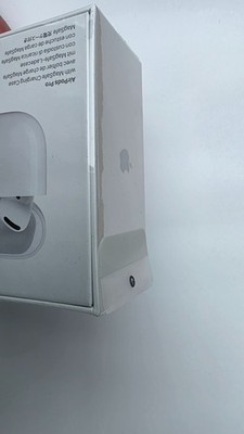 Apple AirPods Pro mit MagSafe Kabellosem Ladecase - Weiß