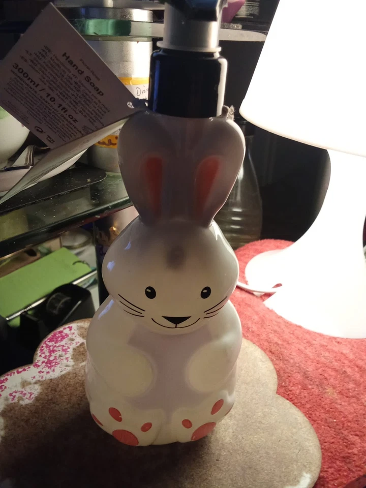 3 Originelle Handseifen in Witzigen Spendern - 900ml - Limited Editions -DOUGLAS - Bild 4 von 4