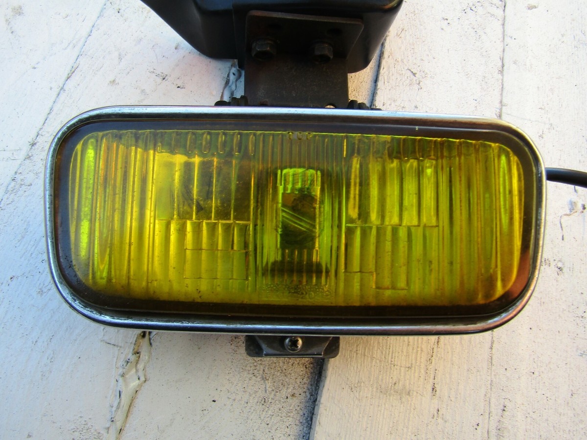 Nissan Sunny N13 Model 1990 92 Front Fog Light Right side IKI 2042
