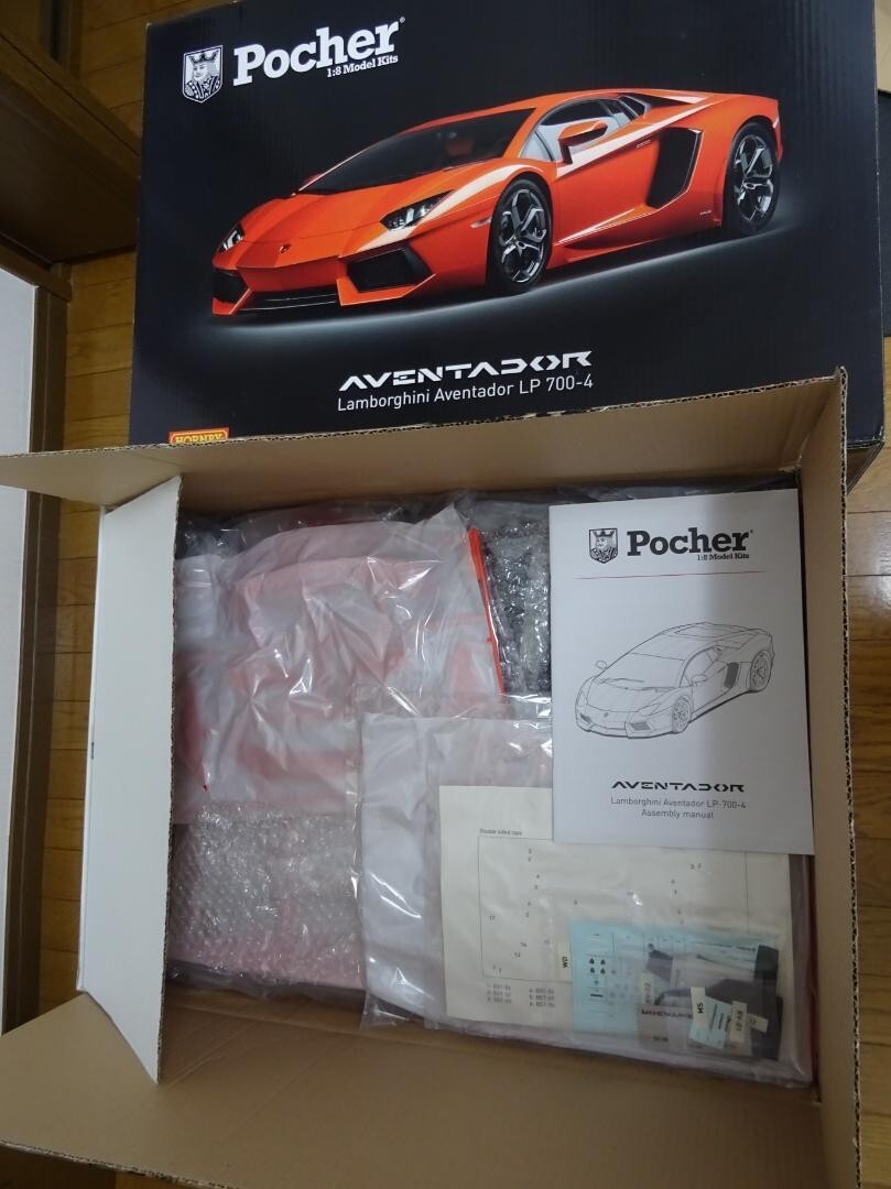 1/8 ポケール Pocher ランボルギーニ アヴェンタドール LP700-4 NEW Pocher 1:8 Lamborghini Aventador LP700-4 Roadster Nero