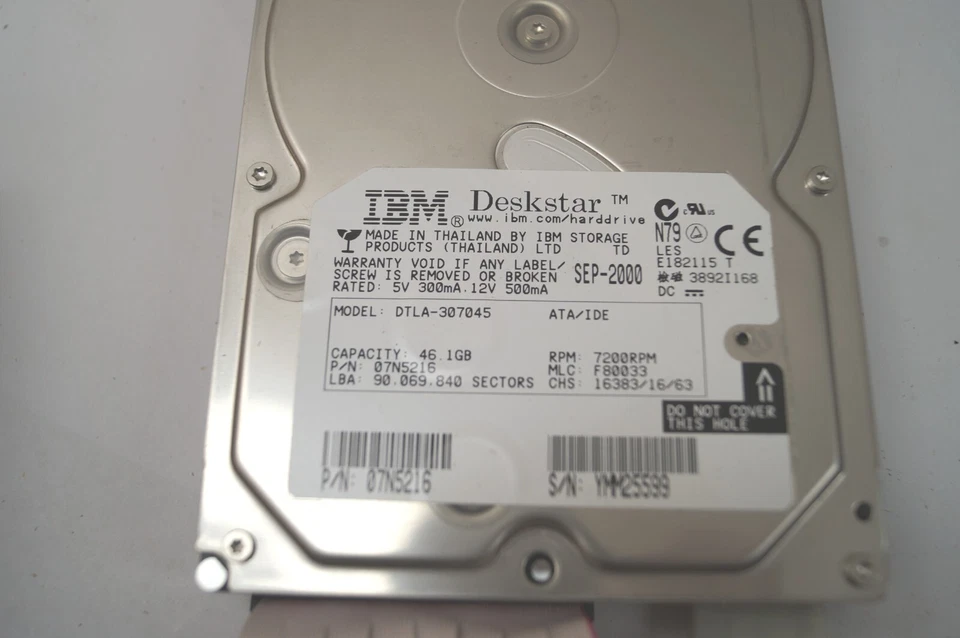 IBM DeskStar Model DTLA-307045 46.1 GB Hard Drive Part No. 07N5216 E121 - Image 3 of 4
