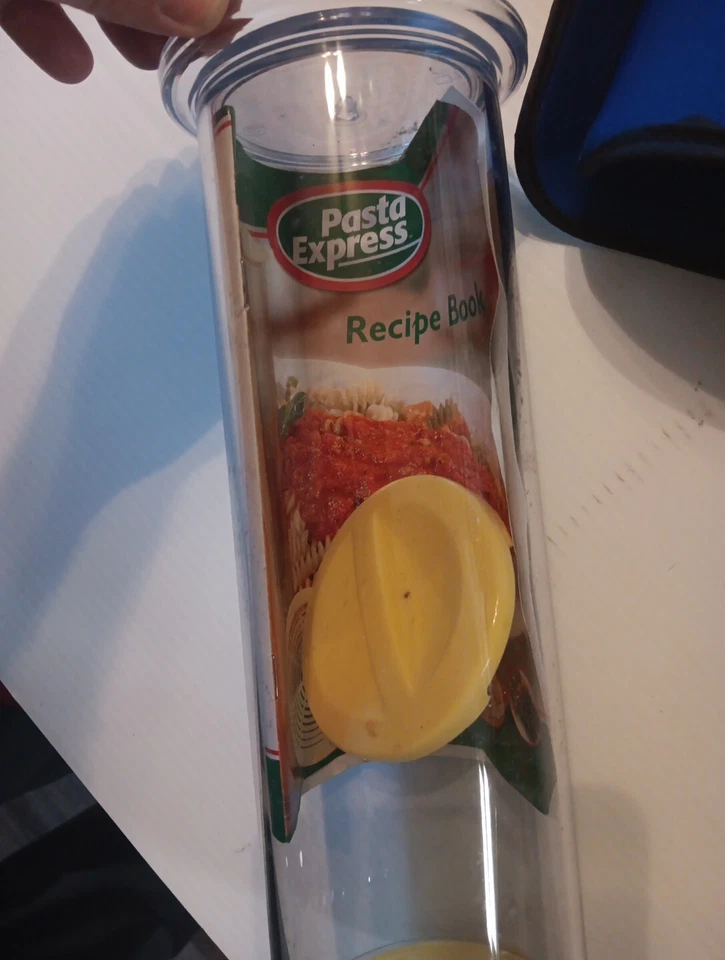 Pasta Express Container Cooking Tube Pasta As Seen On TV New - Image 4 of 4