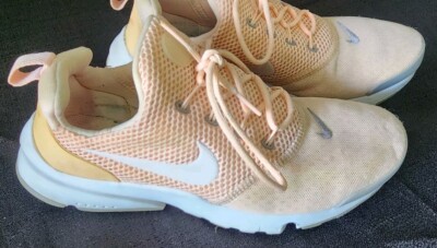Nike Grade School Presto Fly Crimson Tint/White 913967-800 Kids Size Y6 Youth
