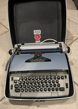 Vintage Smith Corona Electra 110 Electric Typewriter + Case thumbnail