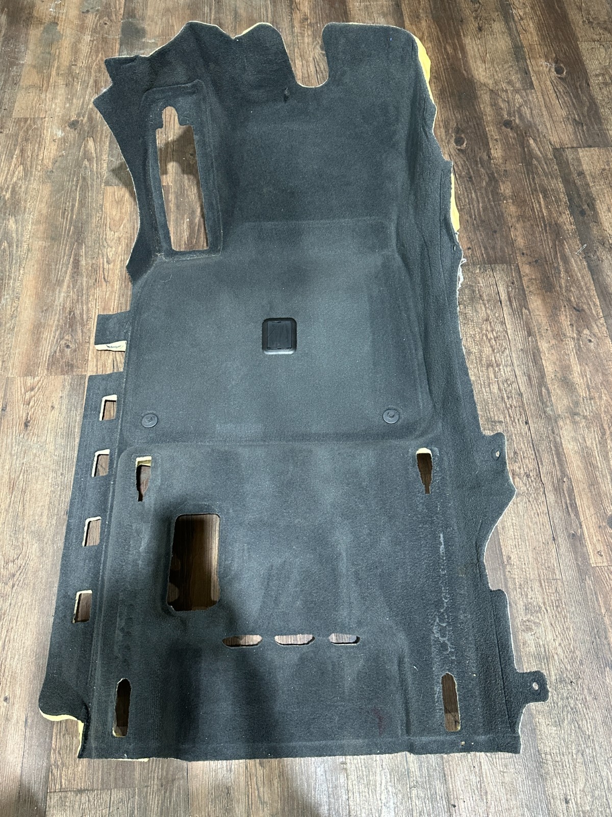 2018-2024 LAMBORGHINI URUS FRONT LEFT FLOOR CARPET CLOVE OEM 4ML 863 103 H