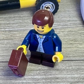 LEGO City Passenger Plane #3181 2010 90% Complete with Mini Figures Preowned