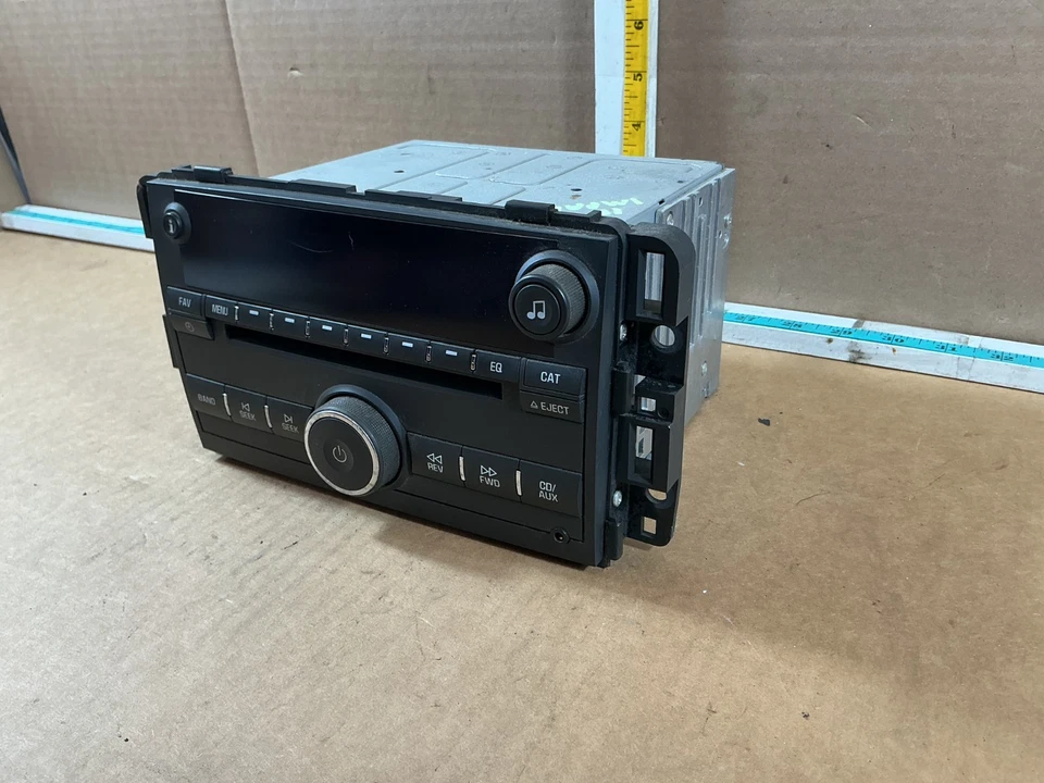 Chevrolet Impala 2011-2012 equipo de audio receptor de radio reproductor de CD Foto 2 de 4