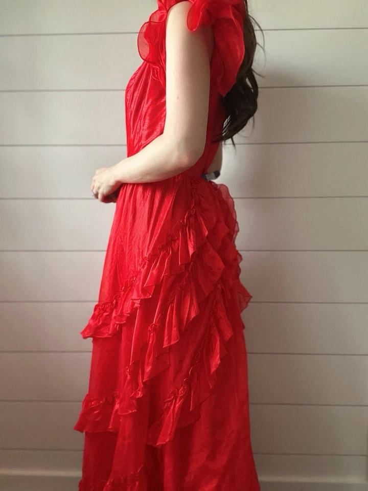 Vestido de noche formal vintage de los años 80 graduación rojo con volantes tafetán Foto 3 de 4