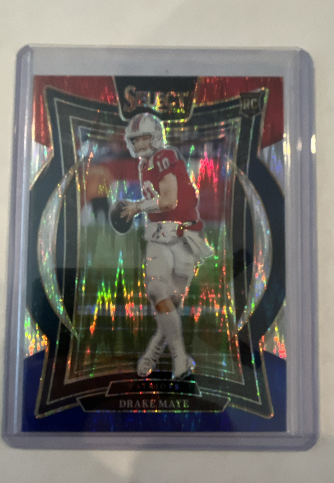 2024 Panini Select - Concourse Drake Maye #27 Red & Blue Shock Prizm (RC)