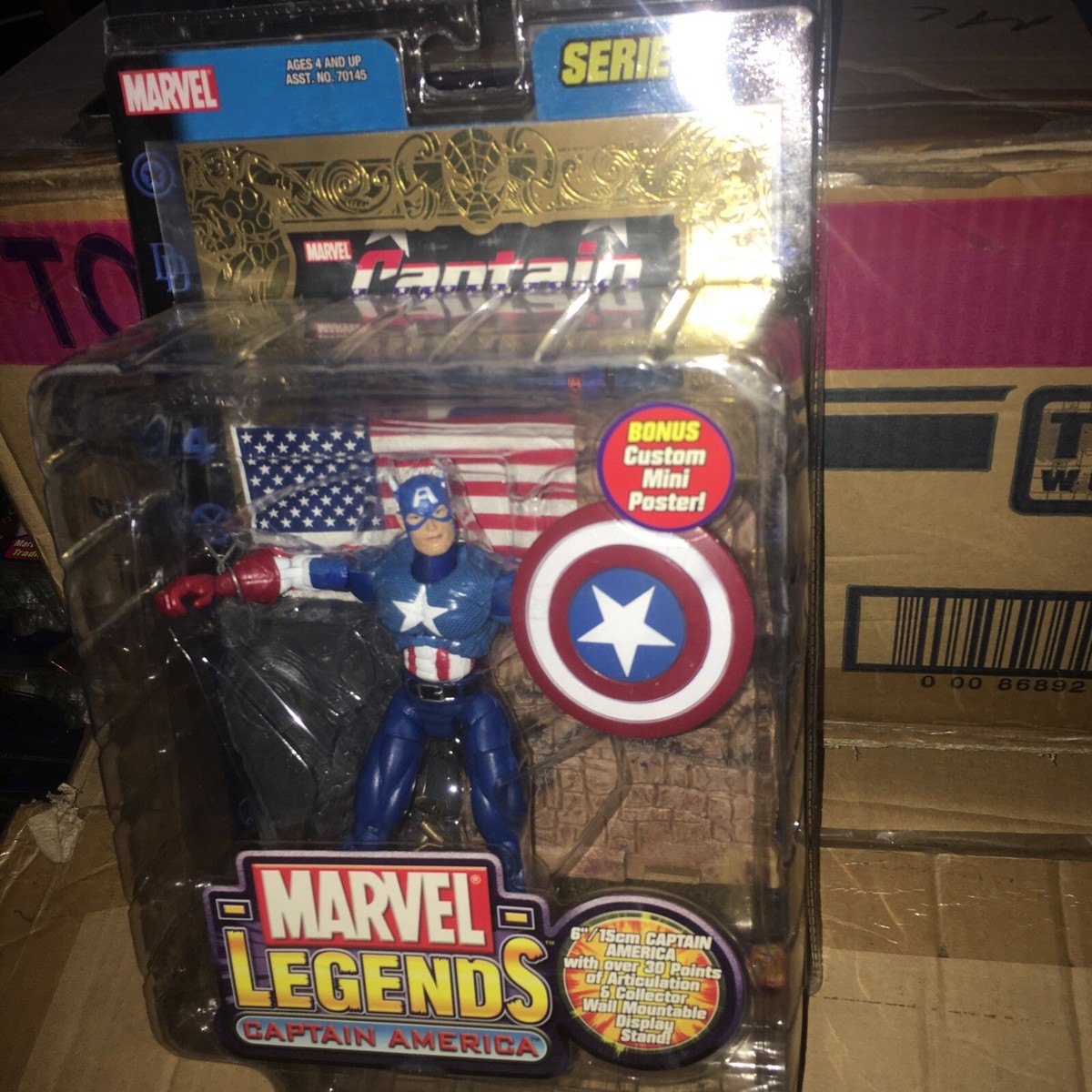 CAPTAIN AMERICA Gold Foil Variant Marvel Legends 1 Series I Toy