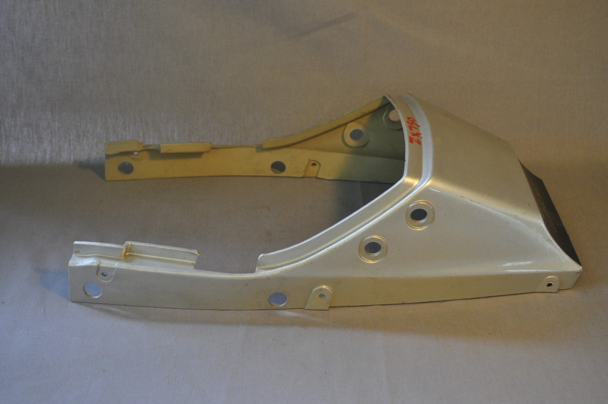 OEM Kawasaki ZX750 seat cover cowl 14025-1668 grey GPZ 750