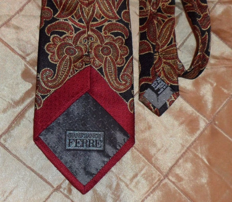 GIANFRANCO FERRE ELEGANT 男式领带,100% 丝绸意大利制造 99.00 美元 — 第 3/3 张图片