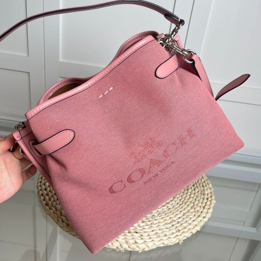 バッグ coach signature one shoulder bag pink ♥ Solddd Coach 2004 Large Soho Buckle Monogram Flap in Baby