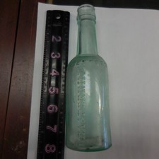 VINTAGE LEA PERRINS WORCESTERSHIRE SAUCE AQUA BOTTLE