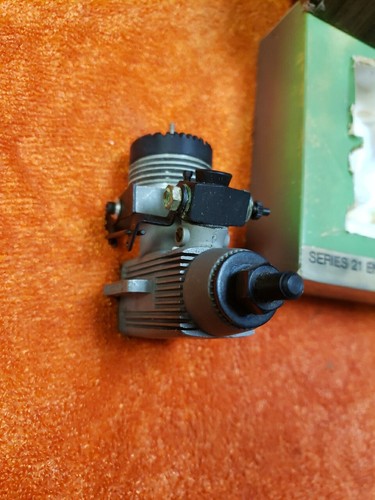 McCoy motor - McCoy RC 19 motor - vintage and well kept - Series 21 - Picture 12 of 14