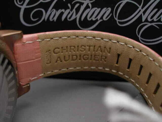 Nuevo reloj Christian Audigier Intensidad Ion Rosa Esfera Swarovski 100 metros para dama Foto 4 de 4