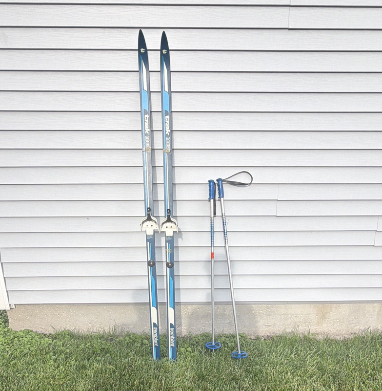 Trak Tremblant Cross-Country Skis 185cm w/ Bindings 75mm Blue White