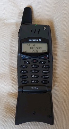 Ericsson T28s Grey Dummy Display Mobile Phone 1999 2000's Film Prop - Picture 2 of 5