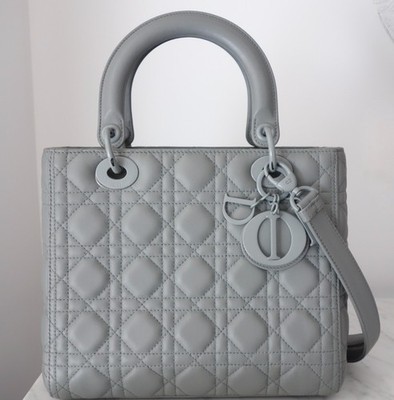 Lady Dior Tasche ultramatt mittel