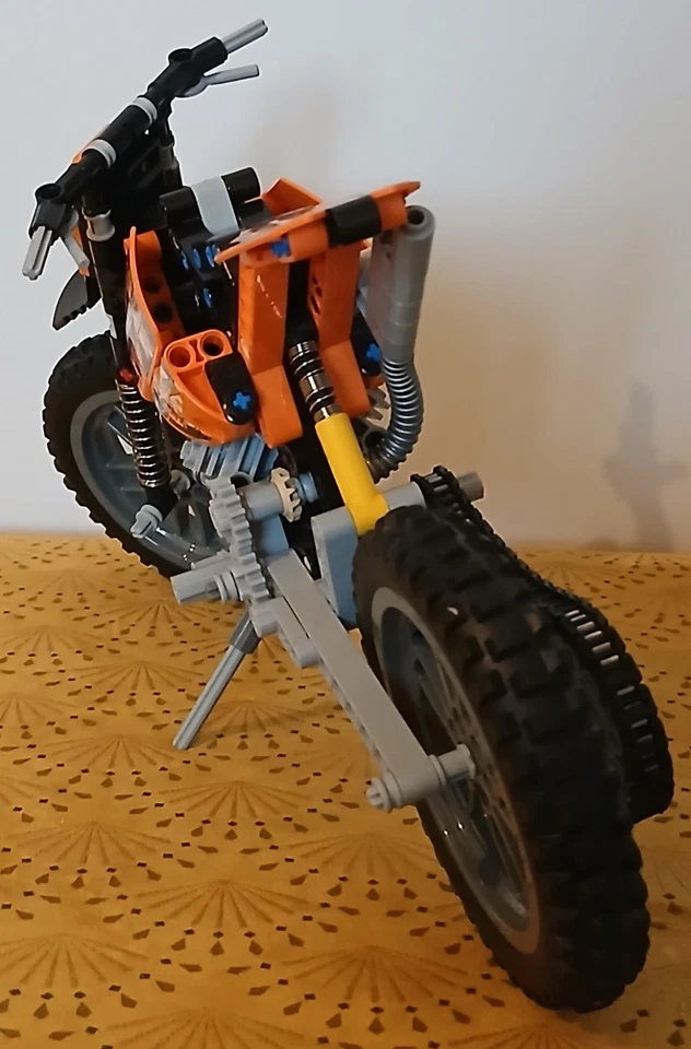 LEGO Technic 42007 Moto Cross Bike, photo 4 sur 5