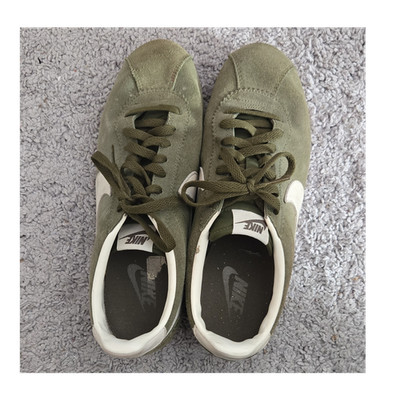 Nike Cortez Sneaker oliv grün Wildleder Gr. 43 gut