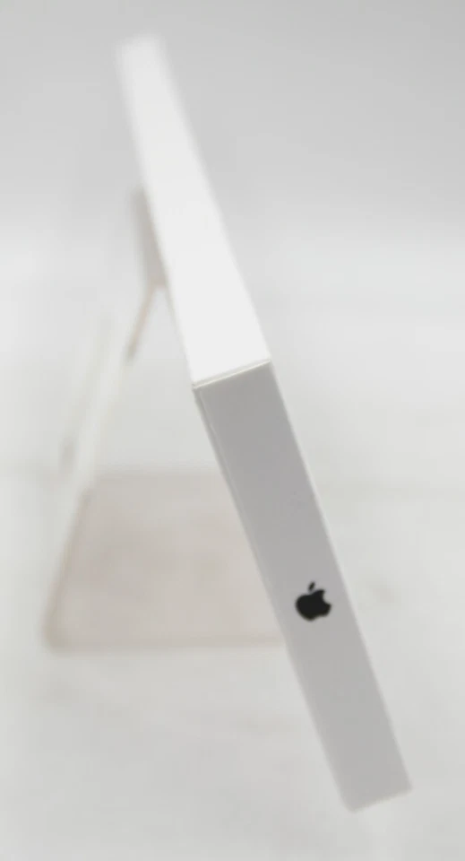 Apple Magic Keyboard w/ Touch ID & Numeric Keypad MXK83LL/A A3119 USB-C/NEW - Image 3 of 4