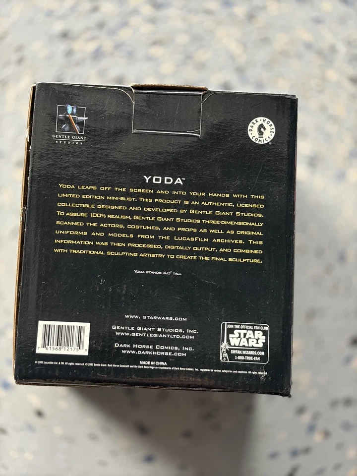 Star Wars Yoda Collectible Bust 4” Gentle Giant Dark Horse Comics 2002 - Image 2 of 3