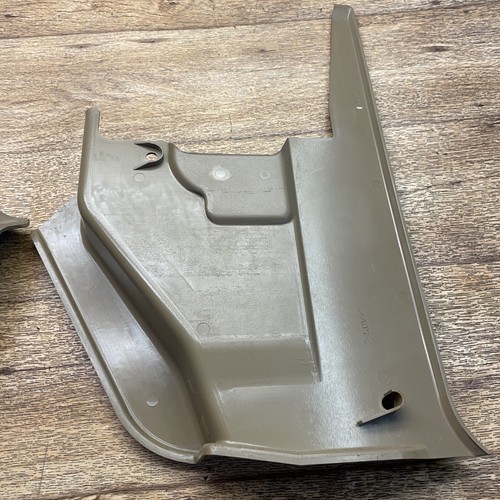 DISCOVERY 2 TD5 V8 Footwell KICK PANEL TRIMS - Picture 6 of 7