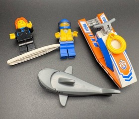 2 complete sets! Lego City #30370 Ocean Diver & #60011 Lego City Surfer Rescue