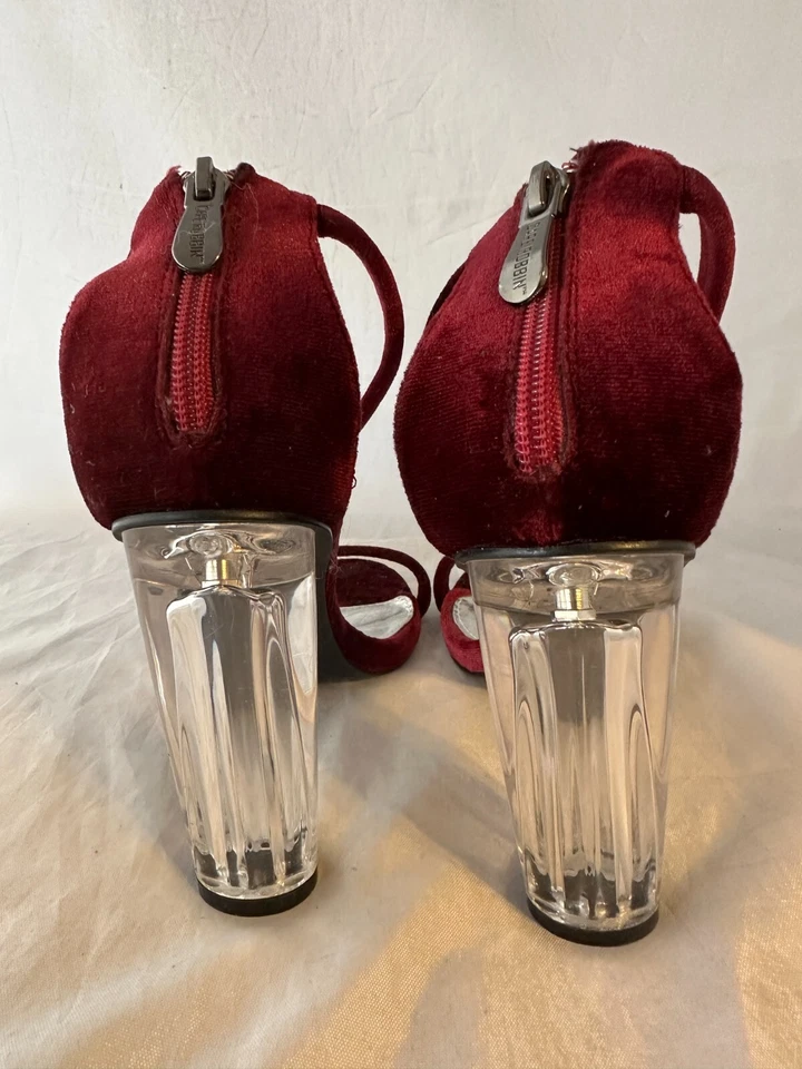 Cape Robbin Connie Clear Strappy Block Heel, Wine Velvet, Size Women 7.5 NEW - Image 3 of 4