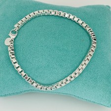 8.5 Tiffany and Co Large Venetian Box Link Br...