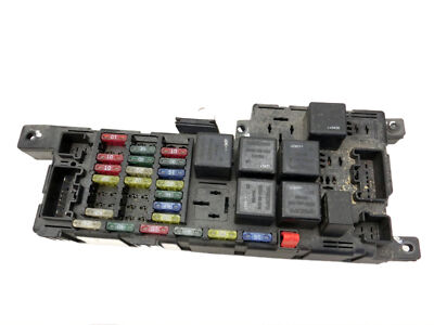 Sicherungskasten Zentralelektrik für Volvo XC90 02-06 D5 2,4 120KW 30728008