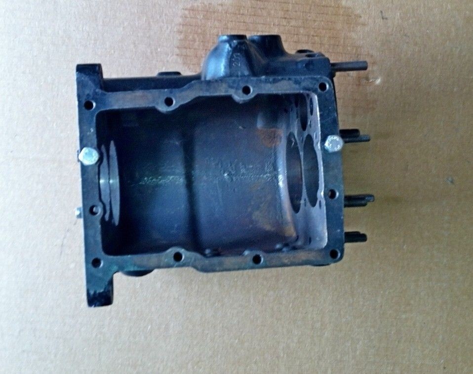 Maserati 3500GT, Sebring ZF S5-17 transmission front housing