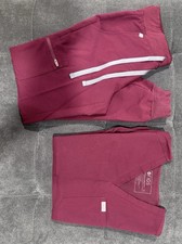 FIGS women  s scrub set XS in Burgundy-Zamora Jogger Pant/Catarina One-Pocket Top