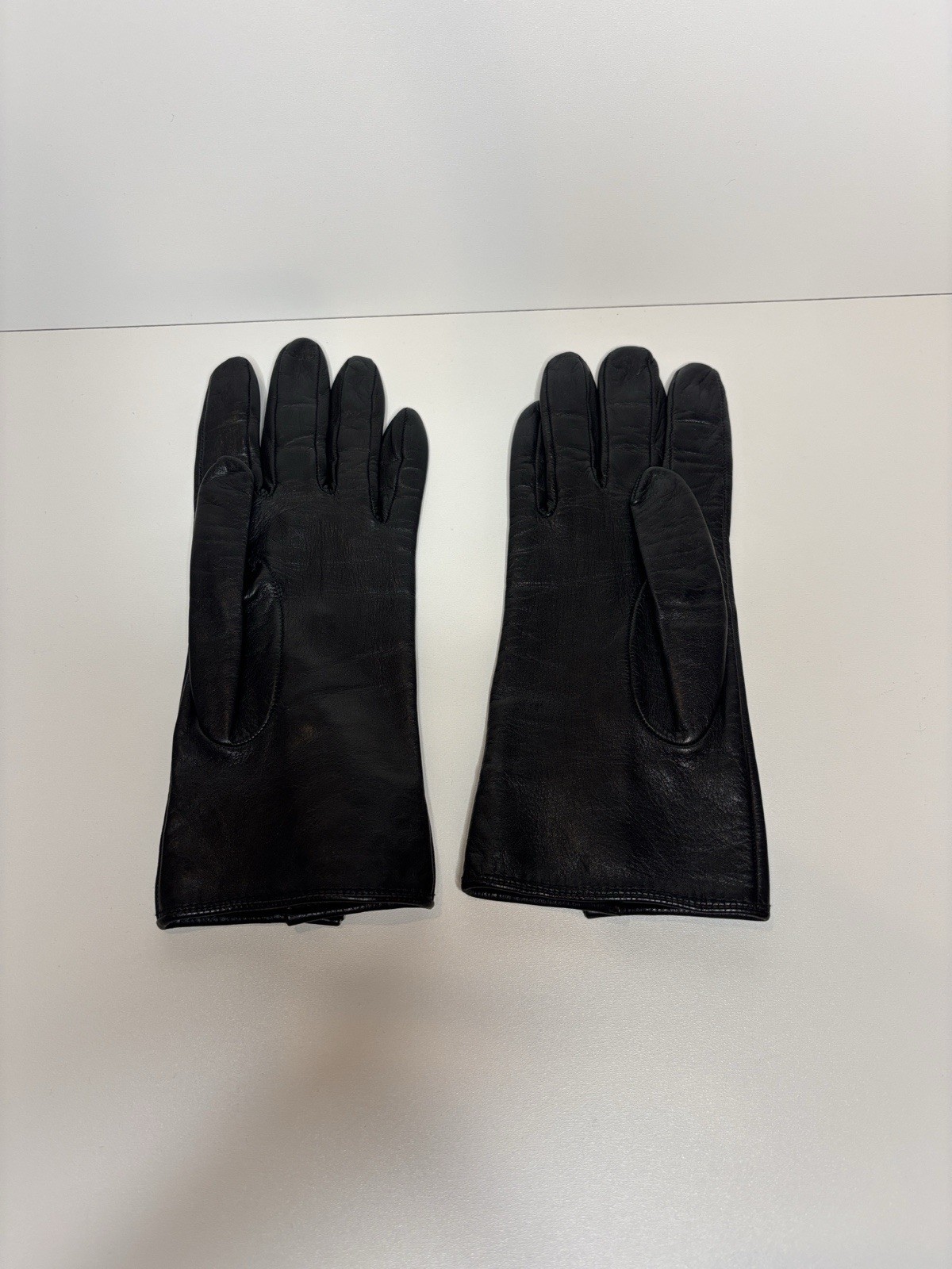 Fendi Black Leather Gloves with Gold Accents thumbnail 2