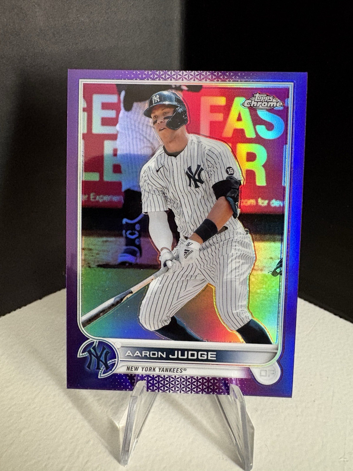 2022 Topps Chrome - Aaron Judge #99 Purple Refractor 130/250