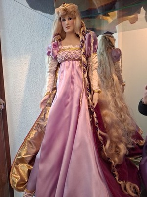 Franklin Mint Doll Rapunzel  Märchenpuppe Porzellan Gerda Neubacher 1987