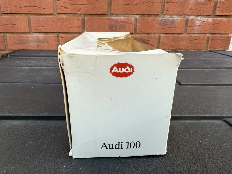 Schabak No 1420 Audi 100 дюймов оригинальная коробка - дилерский выпуск 1:24 - Изображение 3 из 4