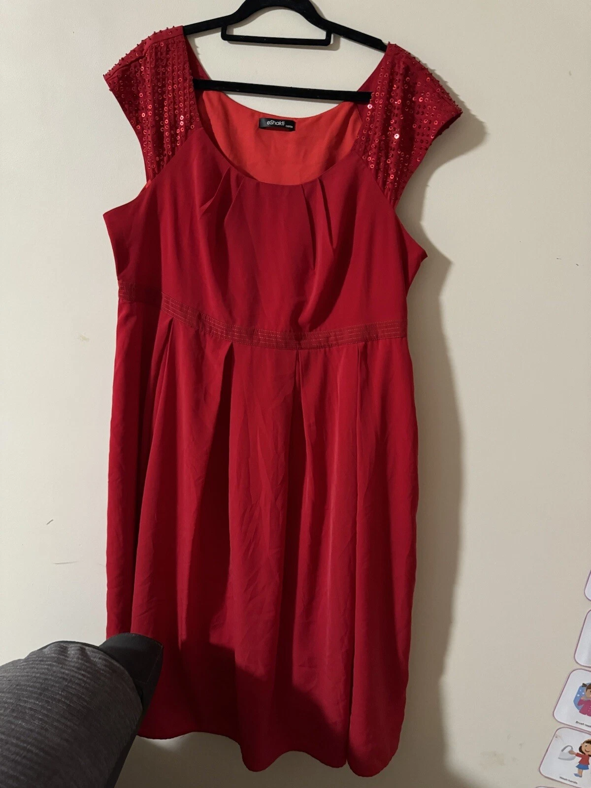 Picture 1 of 4