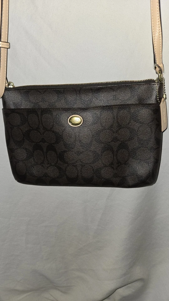 Dark Brown on Brown Coach Peyton Leather Crossbody Signature Bag. - Image 2 of 4