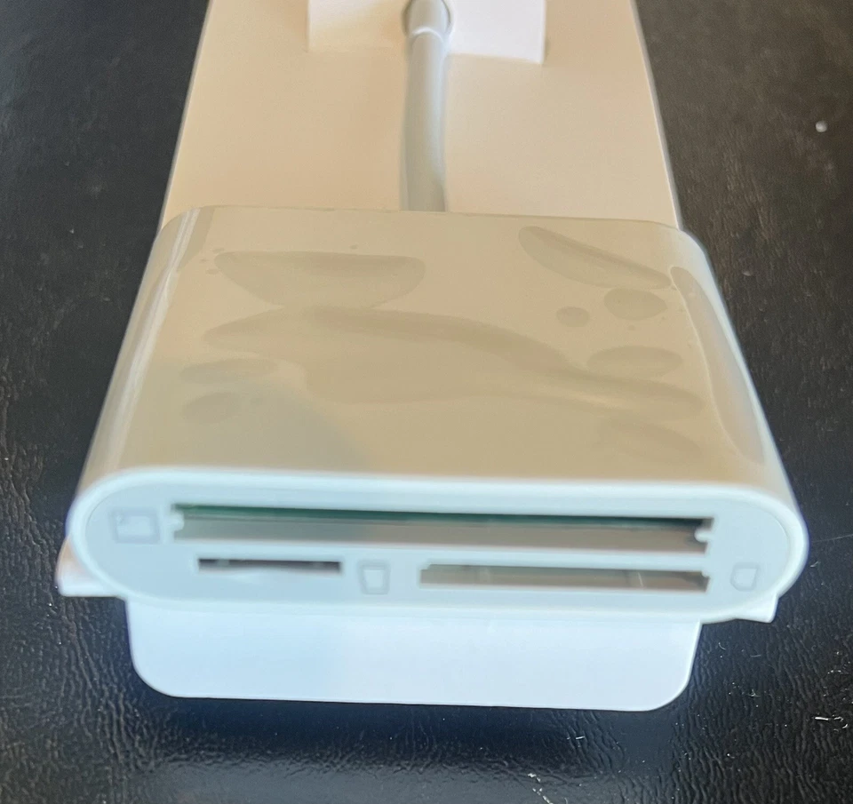 Lightning to SD/ CF/TF Card Camera Reader 3 in 1 Memory - A0062 - Image 2 of 4