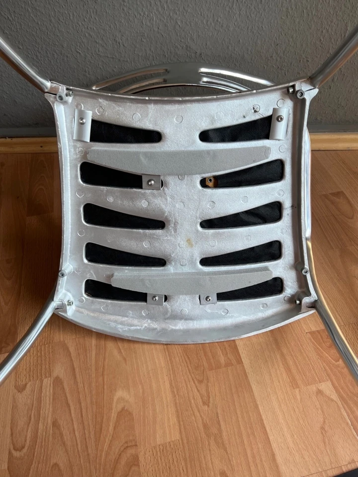 Exklusive 70 - 80 er Designer Alu Stuhl mit Armlehne Vintage by Jorge Pensi - Bild 4 von 4