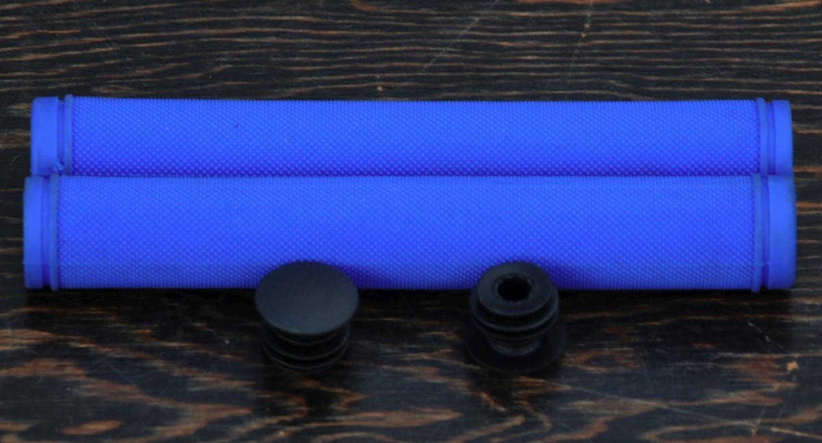 Manubrio Bianco E Manopole Drop Per Bici Da Pista, Fixie E BMX – Stile Bullhorn, Presa Salda