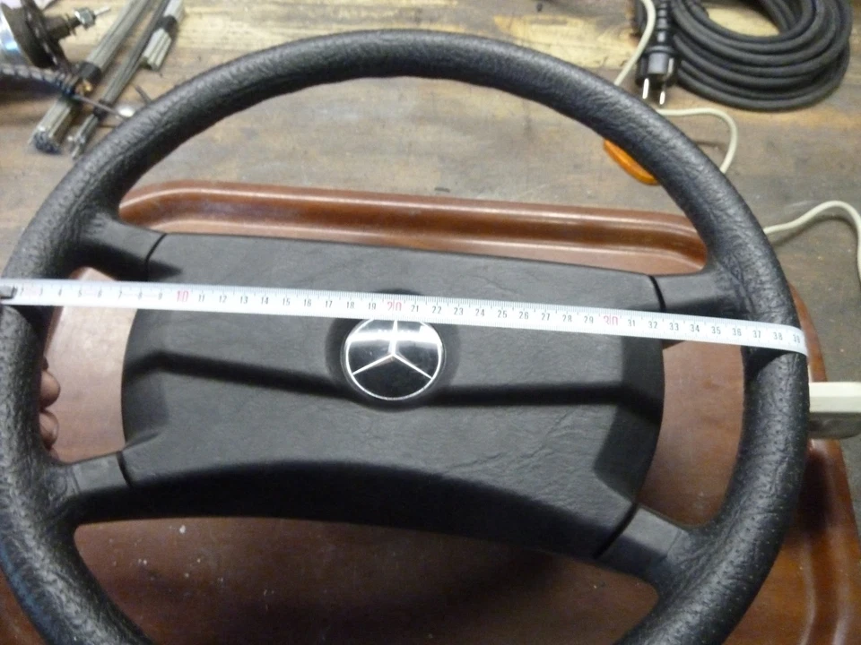 Original Mercedes-Benz 190 190e 1983 Lenkrad 1264640017 - Bild 4 von 4