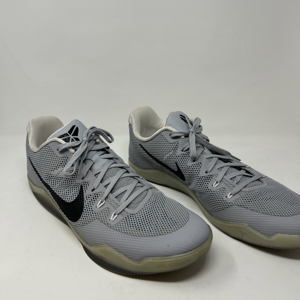 Nike Kobe 11 Low TB Wolf Grey Black Shoes US Mens Size 17.5